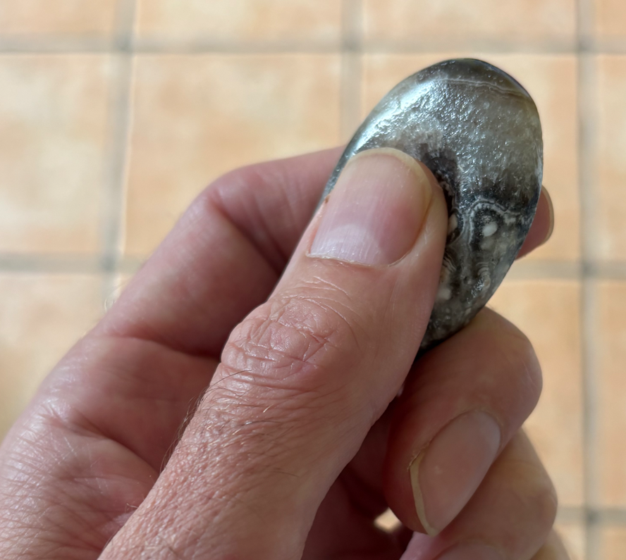 Thumb Stones